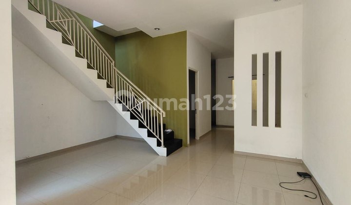 RUMAH 2 LANTAI KLAMPIS WISMA MUKTI STRATEGIS RUMAH 2 LANTAI KLAMPIS WISMA MUKTI STRATEGIS