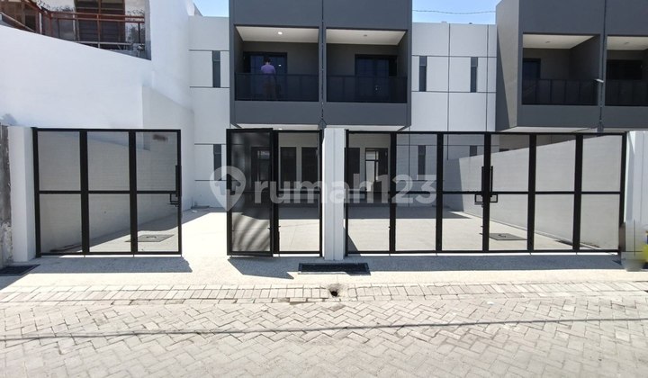 New House Brand New Lebak, Tambaksari, Kenjeran, 2 CARPORTS