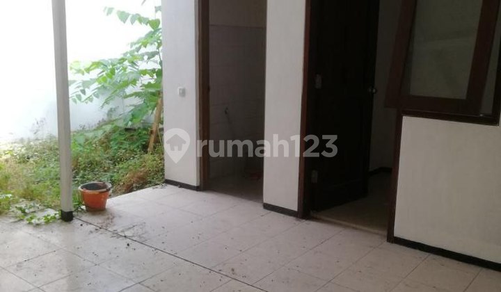 RUMAH EASTWOOD REGENCY CITRALAND SURABAYA BARAT, STRATEGIS 2