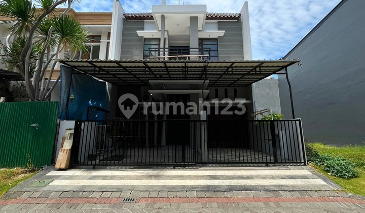 San Diego House, Pakuwon City Ready to Live In Furnished Carport Garage 1