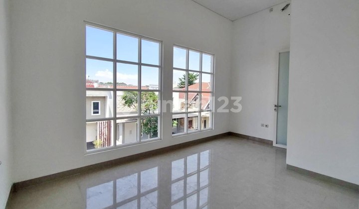 International Village House, Citraland SEMI FURNISH