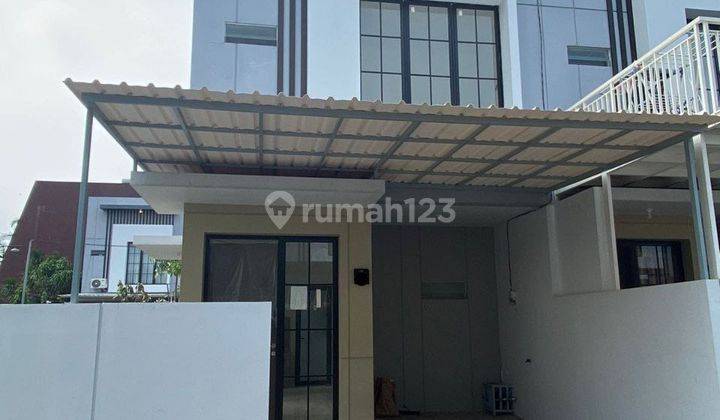 Dijual disewakan Regency One Babatan Pantai 1