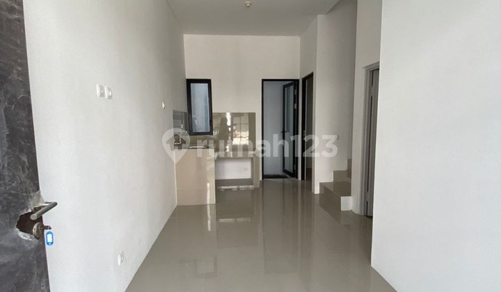 Rumah Regency One Babatan Pantai, Ada AC dan Water Heater