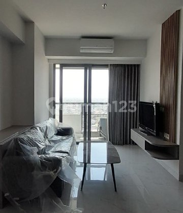 La Viz Apartment Direct Access to Pakuwon Mall, Fully Furnished