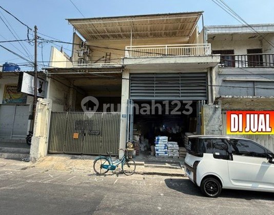 Toko & Kos Aktif di Raya Semolowaru STRATEGIS Toko & Kos Aktif di Raya Semolowaru STRATEGIS