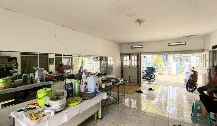 Rumah Nyaman Modern Minimalis di Daerah Cihampelas 2