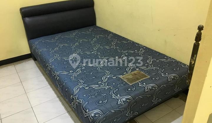 Disewakan Rumah Modern 2 Lantai di Kembar Mas 10