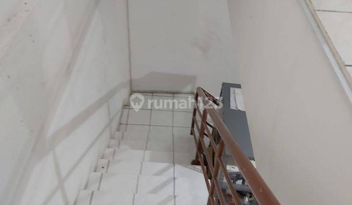 Disewakan Atau di Jual Ruko 3 Lantai di Sidomukti Pahlawan 4