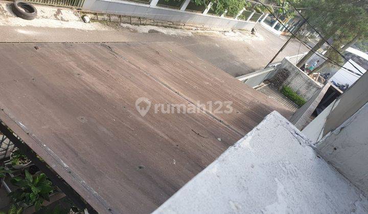 Disewakan Rumah Cantik Nyaman Hoek di Sayap Riau  16