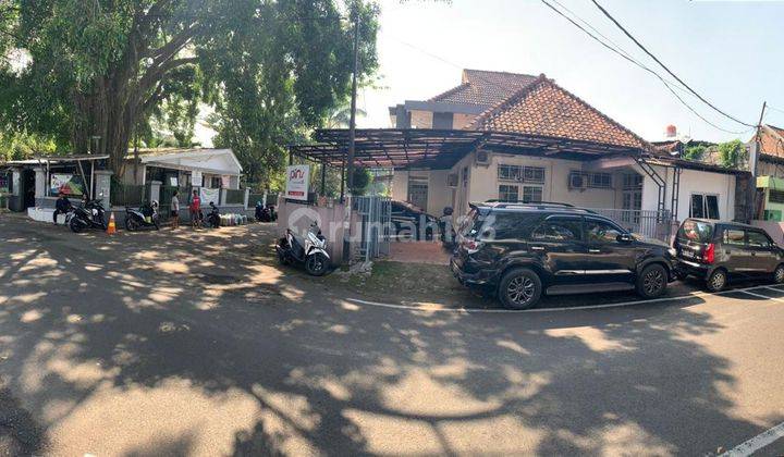 Disewakan Rumah Cantik Nyaman Hoek di Sayap Riau  26