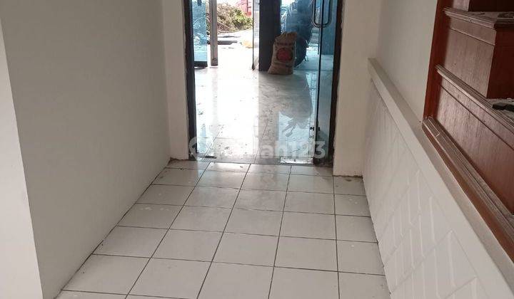 Rumah 2 lantai di pusat kota di Sayap BKR 2