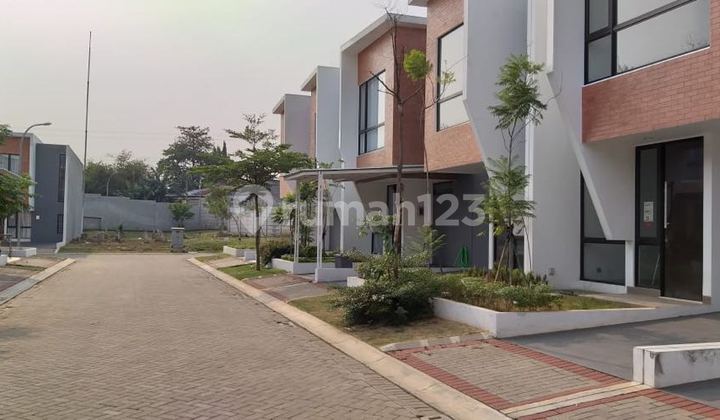 Disewakan Rumah 2 Lantai Kebayoran Harmony Sektor 7 Bintaro Jaya
