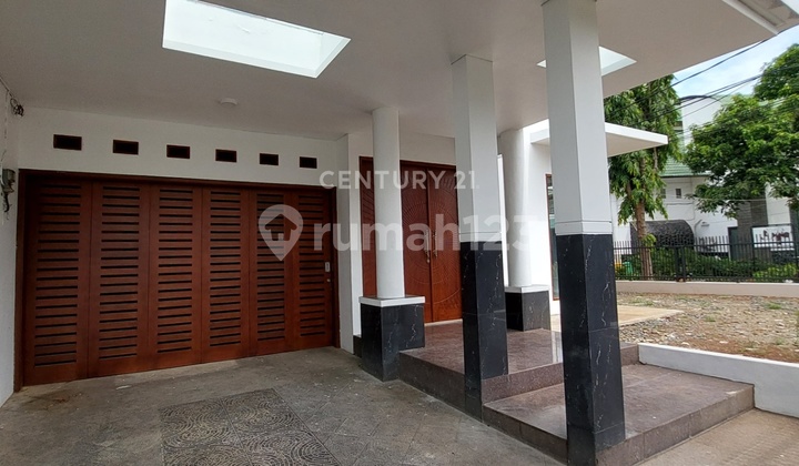Hot Sale Rumah Baru 2 Lantai SHM Dekat Bintaro Jaya 2