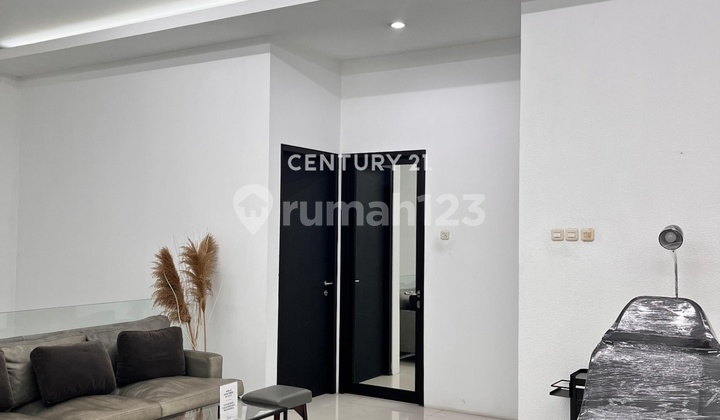 Modern Luxury House Near BinPlaz Sector 3 Bintaro Td16935