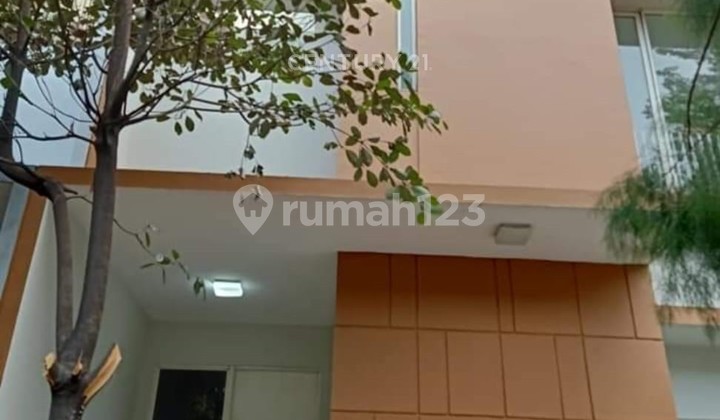 For Rent Nice 2-Story House In Sector 7 Bintaro FM12653