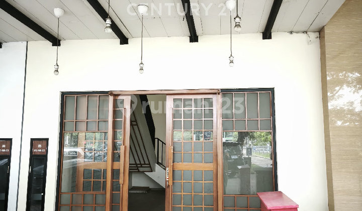 Ruko Siap Pakai Posisi Hook di Fresh Market Bintaro Jaya