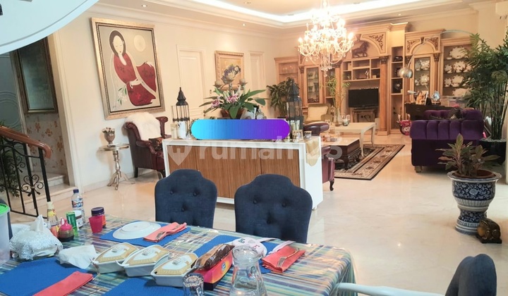 Rumah mewah klasik privat pool cilandak jakarta selatan