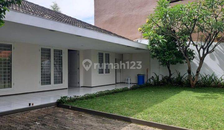 Rumah 2 kavling 1 lantai luas di jalan kesehatan bintaro jakarta selatan 1