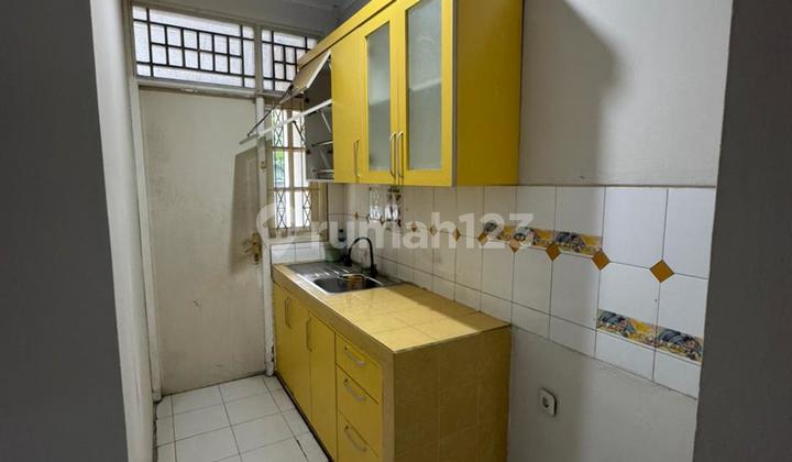 Corner House for Rent, Spacious, Sector 9 Bintaro 2