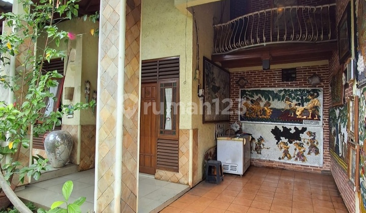 900 Million Houses, Spacious, Near KRL Station and BXC Mall 2