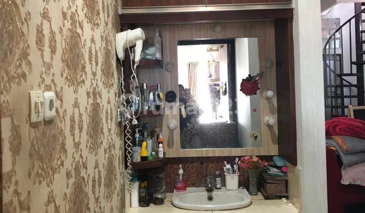 Rumah 3 Lantai Kamar Tidur Banyak Di Ciledug