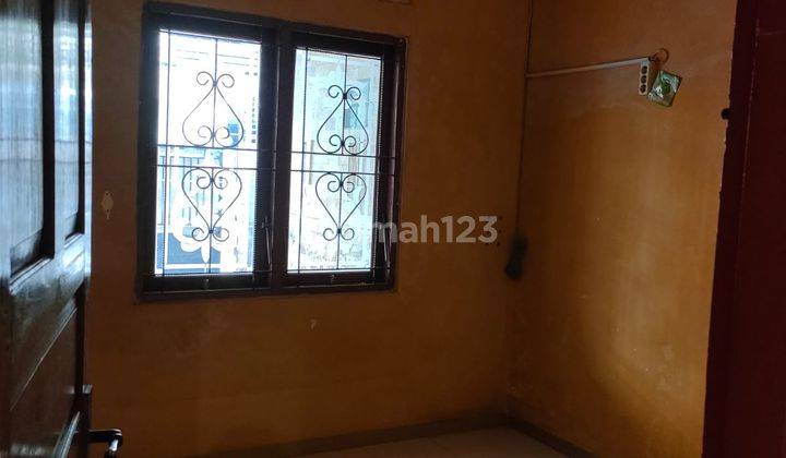 Gs. Dijual Rumah Siap Huni di Perumahan Permata Siwalan Panji, Buduran, Sidoarjo. Gs. Dijual Rumah Siap Huni di Perumahan Permata Siwalan Panji, Buduran, Sidoarjo. Spesifikasi Luas Tanah 84 M2 12x7 Luas Bangunan 84 M2 Kamar Tidur 2 Kamar Mandi 1 Bangunan  5
