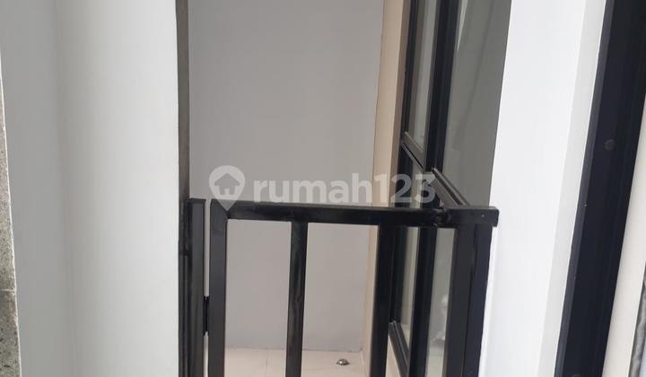 Disewakan Rumah Pik2 3 Kamar Dekat Patung Naga Semi Furnish 2