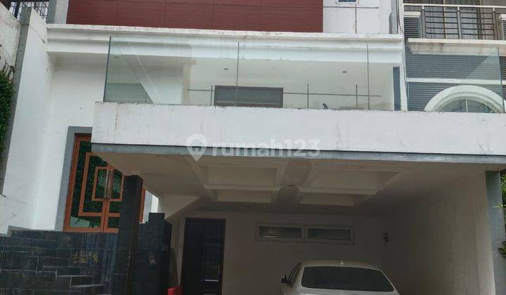 Dijual Rumah Lengkap Siap Huni 4 Kamar Di PIK Full Furnish 1