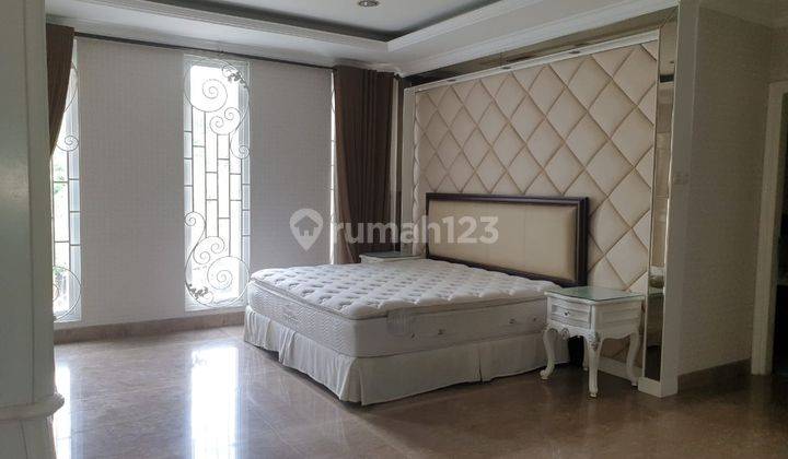 Sewa Rumah Pik 4 Kamar 10x23 Furnish Bagus Rapi Dekat Pasar Pik 2