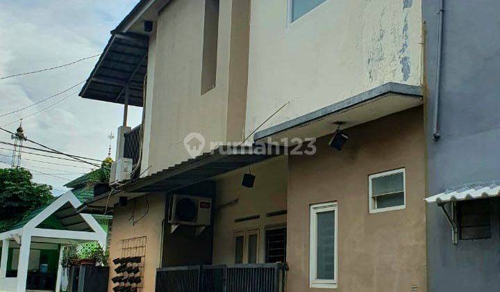 Rumah Bagus 2 Lantai di Jati Asih