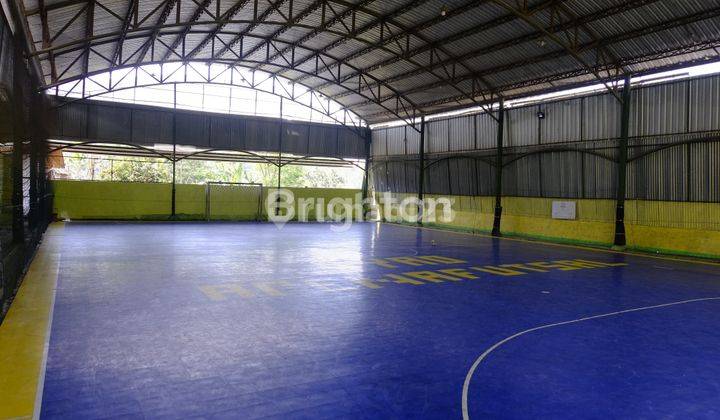 BangunanEx Gedung Futsal Raya Trawas Mojosari 2