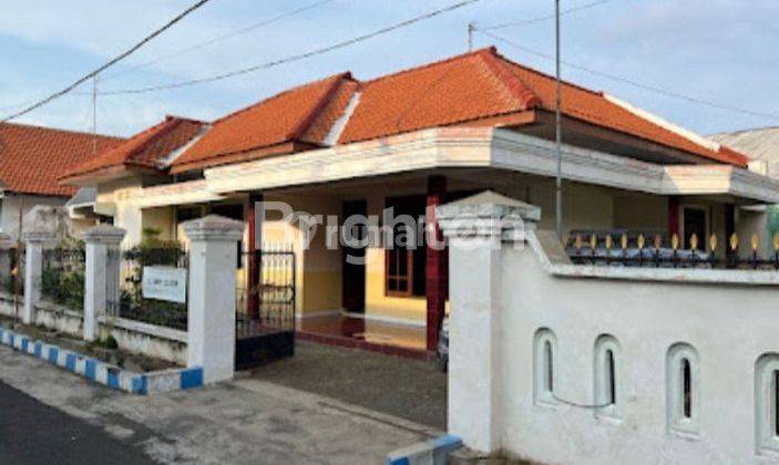 Rumah Jl Mawar Kuning Probolinggo 1