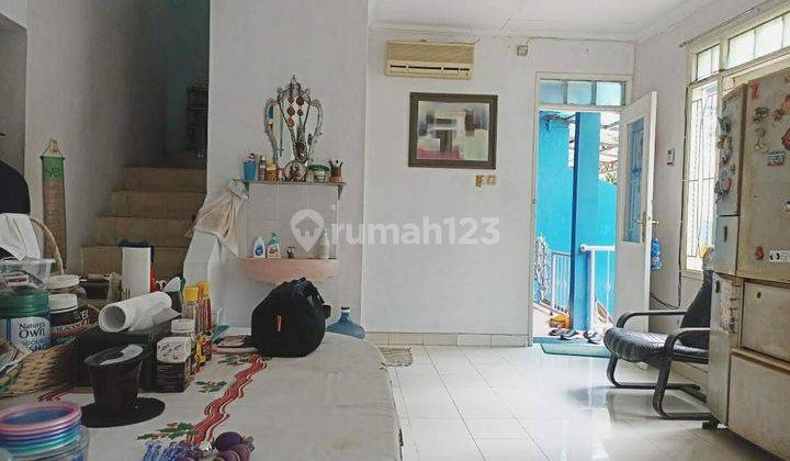 Rumah Hoek di Dalam Komplek, Hanya 5 Menit Ke Pintu Tol Pamulang 2