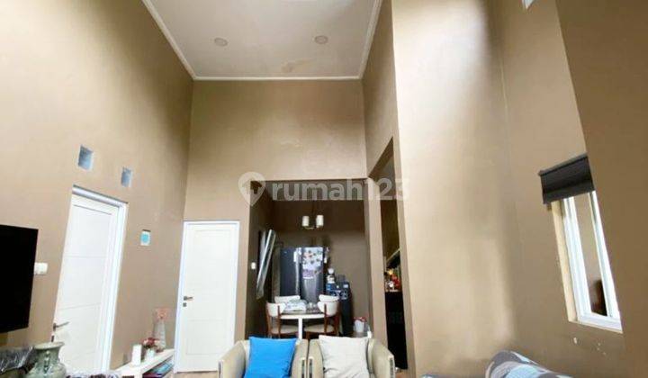 Rumah hook semi furnished, rapi, terawat di Graha Bintaro 2