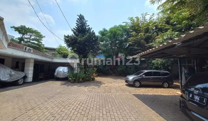 Dijual Tanah Bonus Rumah Harga Dibawah NJOP di Tendean Dijual Tanah Bonus Rumah Harga Dibawah NJOP di Tendean