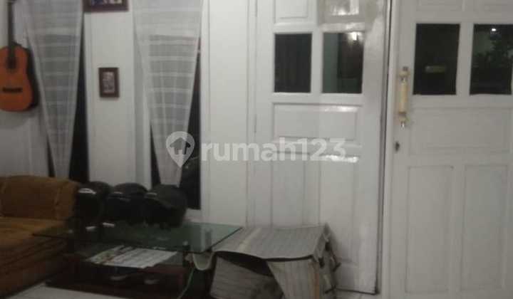 For Sale House in Cibeber Cimahi Comfortable and Well-Maintained Residence Ready to Occupy Strategic Location with Easy Access 2