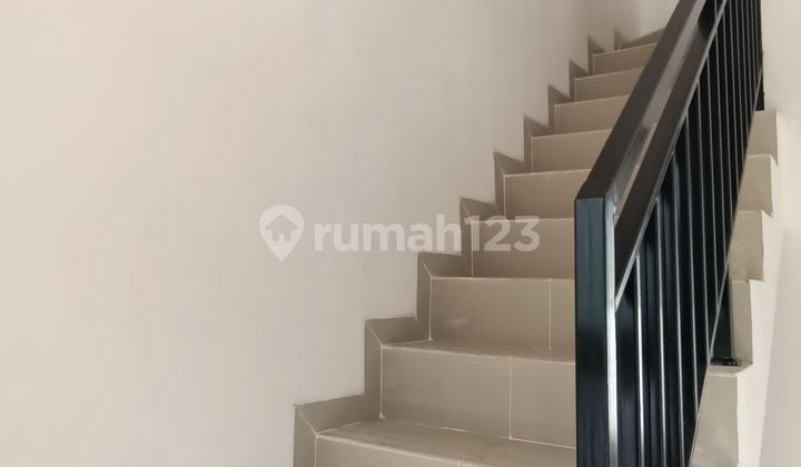 Dijual Rumah Minimalis di Komplek Green Valley Residence Cluster Ivolia, Jatihandap - Bandung 2