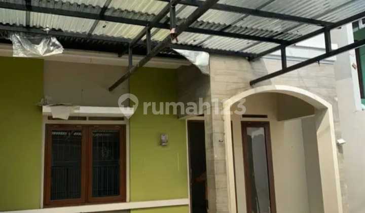 Disewakan Rumah 2 Lantai di Pasteur