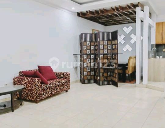 Rumah Komplek 2 Lantai Daerah Antapani Bandung Rumah Komplek 2 Lantai Daerah Antapani Bandung