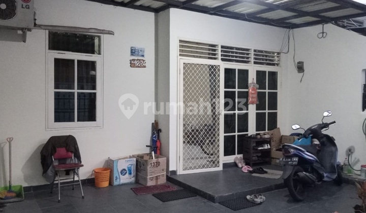 1.5-Story House Ready to Occupy, Clean Walls, High Ceiling +/- 4.5m, Doors & Windows Already Installed with Iron Grilles, 2 Bedrooms, 1 Maid's Bedroom, 2 ACs, 1 Water Pump, 1 Water Tank, SHM 2