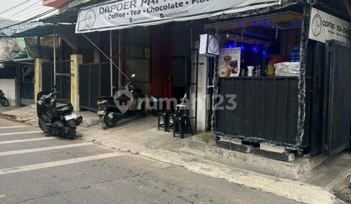 For Sale House in Warakas Tanjung Priok, Location by the Main Road Hook 2