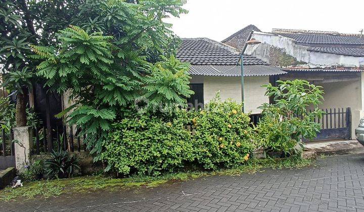 Rumah Hook Dalam Kompleks 5 Km Dari Stasiun Tugu Jogjakarta 1