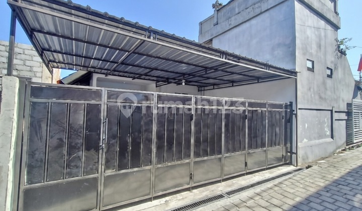 At the Rental House 3 Rooms on Jalan Ahmad Yani Denpasar 1