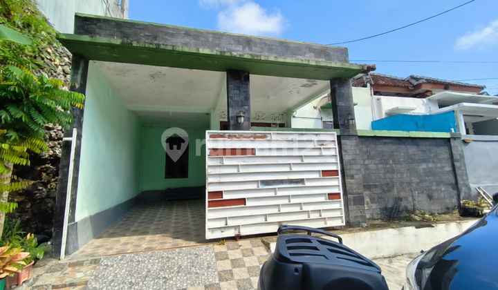 Dikontrakan Rumah Cantik 2 Kamar Tidur Dekat Unud Jimbaran Bali