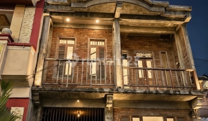 Rumah Lantai 2 Dikontrakan di Dekat Jl.mahendradata Rumah Lantai 2 Dikontrakan di Dekat Jl.mahendradata