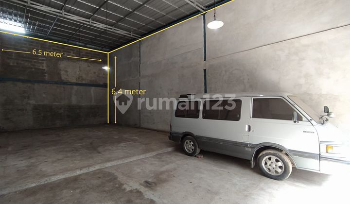 For Rent Flood-Free Storage Warehouse on Nakula Street, Badung For Rent Flood-Free Storage Warehouse on Nakula Street, Badung