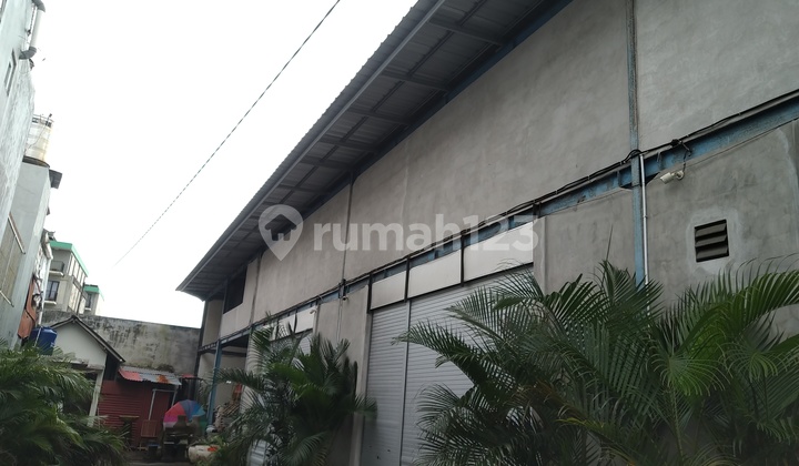 For Rent Flood-Free Storage Warehouse on Nakula Street, Badung For Rent Flood-Free Storage Warehouse on Nakula Street, Badung