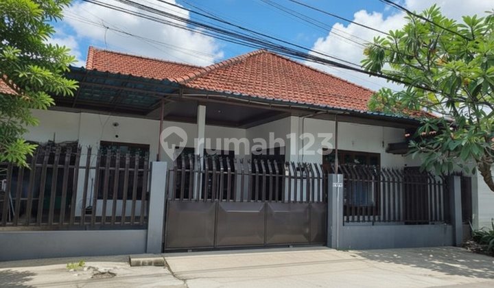 Dikontrakan Rumah Estetik, Dekat Level 21 Mall & Rs Sanglah Dikontrakan Rumah Estetik, Dekat Level 21 Mall & Rs Sanglah