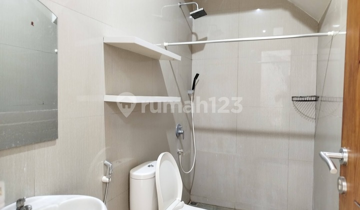 Disewakan rumah 2 lantai bersih di Padang mekar denpasar barat 2