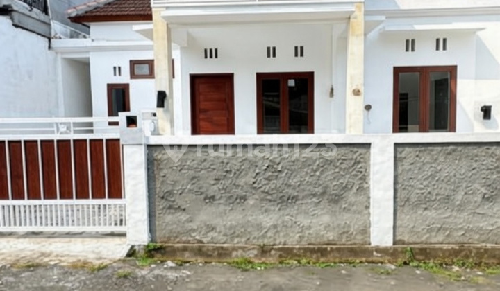 Dikontrakan Rumah 1 Are 2 Lantai Jalan Antasura Denasar Dikontrakan Rumah 1 Are 2 Lantai Jalan Antasura Denasar